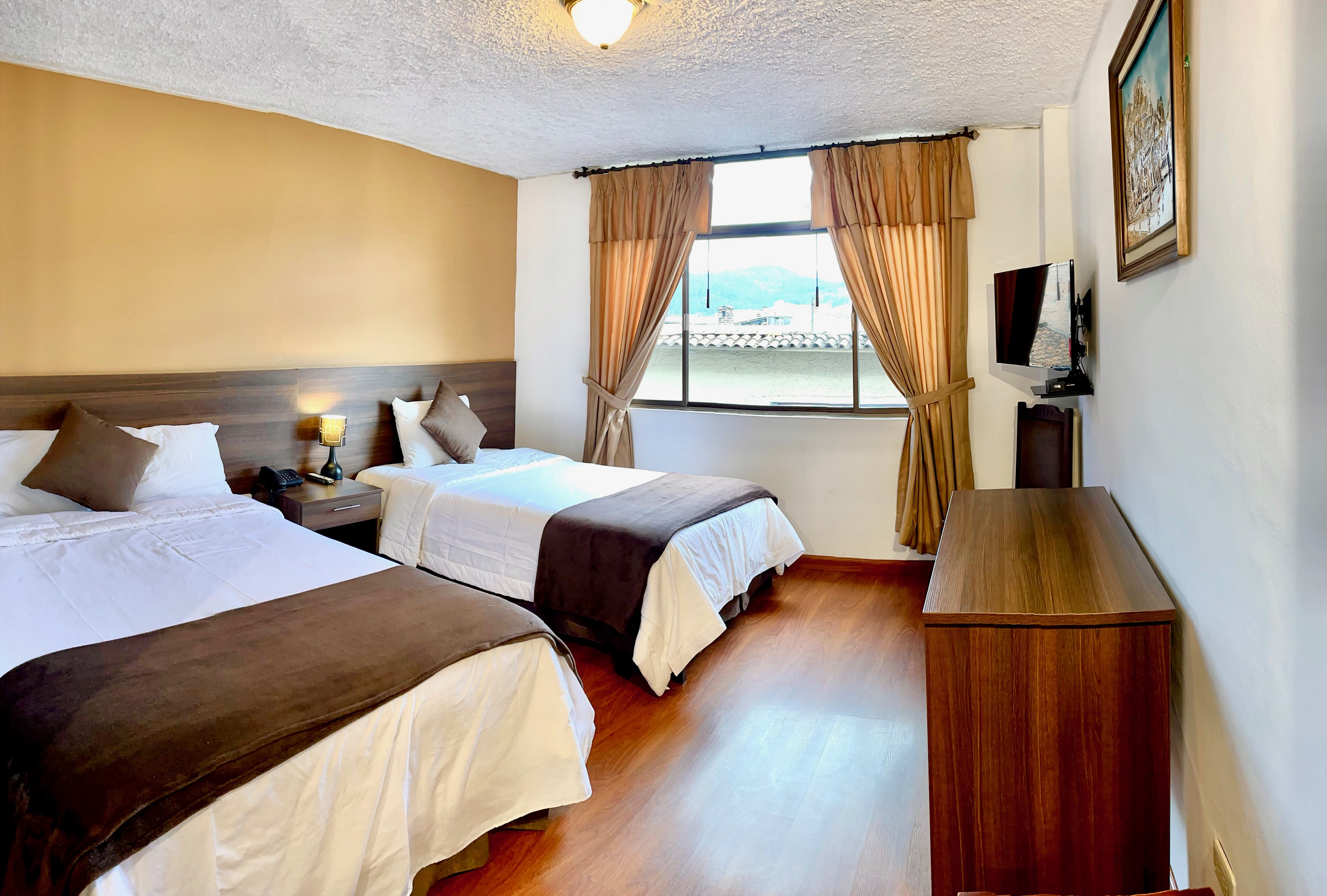 Entrance to Hotel NASS Loft Atahualpa at Mariscal Sucre 3-50 &mdash; strategic location between the historic center and Huayna C&aacute;pac